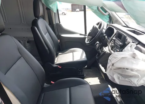 2024 Ford Transit-150 z USA, uszkodzony, nr VIN 1FTYE1Y84RKA02808